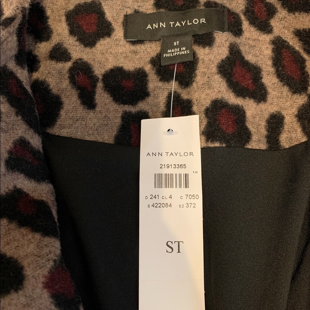Ann Taylor leopard pattern brown jacket - Picture 3 of 7